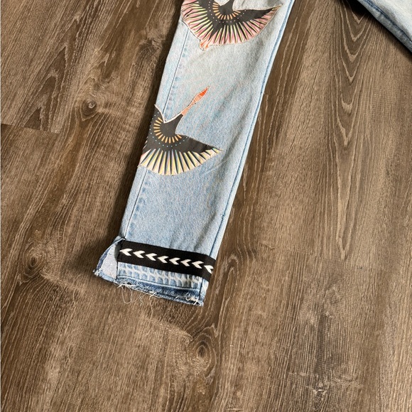 Upcycled Levi’s Stylish Blue Jeans with Crane Design - Picture 2 of 10